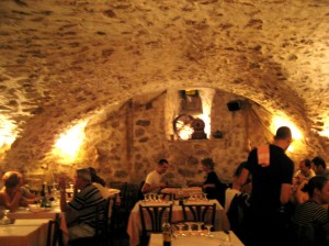 Dining room in Le Brulot Pasta